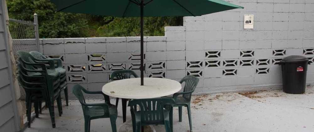 Cougar Land Motel Pullman Exterior photo